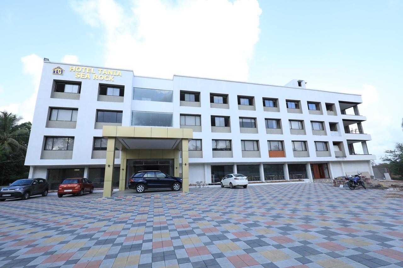 Hotel Tania Searock Daman Extérieur photo